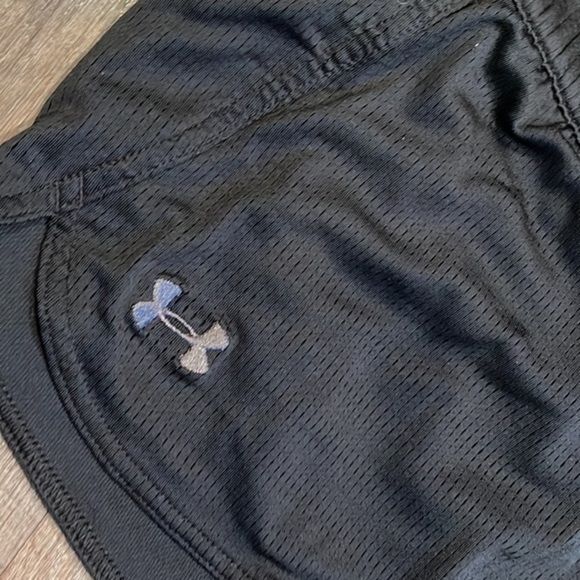 Under armor CU BUFFS running shorts - Picture 2 of 5